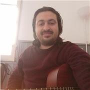Insegnante di chitarra moderna per le tue lezioni on line o in presenza; se vuoi imparare dal rock, al blues al jazz e altro ancora, contattami