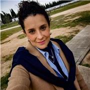Tengo 21 años y soy estudiante de tercer curso, del grado en ciencia y tecnología de los alimentos. Doy clases hasta 4 de la ESO