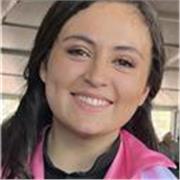 Maestra sombra. Psicóloga con experiencia en educación infantil