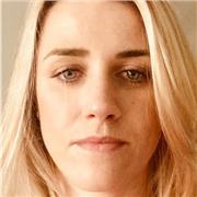 Experienced interpreter and language tutor offering English and Polish lessons tailored to your goals.