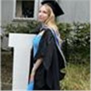 I am a first class honours graduate in BSc of Medical Genetics at Queen Mary University who is passionate in teaching Biology