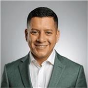 Profesor de ayuda con los deberes en Tecnología