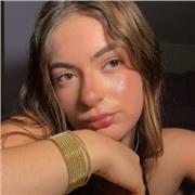 Da ragazza diplomata al Liceo Classico con il massimo dei voti e offro supporto nello studio per ragazzi di elementari e medie