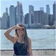 Profesora de inglés para niños con estudios en Canadá