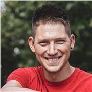 Simon Bennett