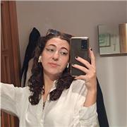 Una persona que le gusta enseñar y me estoy especializando para dar clases a niños de educación primaria.