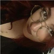 Sono una ragazza con tanta voglia di aiutarti a imparare o semplicemente o di migliorare il tuo inglese! Cosa aspetti?