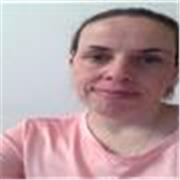 Profesora titulada en Biología con master en Microbiología imparte clases de biología y seguridad alimentaria. 