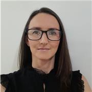 Tutora de español para adolescentes y adultos en forma virtual.