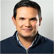 Profesor, investigador con mucha experiencia práctica en proyectos de inclusión