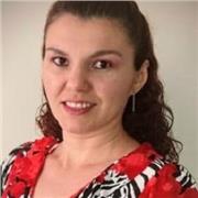 Profesora de Psicologia Escuela De Ciencias Sociales Artes y Humanidades