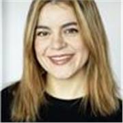 Profesora de inglés, alemán y español con más de 8 años de experiencia en universidades y academias