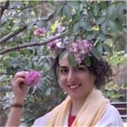 An English teacher and Instructor who is eager to share her knowledge in a happy and creative context:)