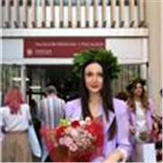 Laureata in Psicologia Clinica impartisce lezioni di Psicologia per studenti universitari e liceali