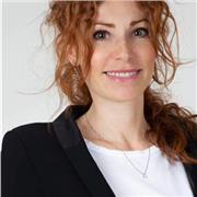 Offro sostegno nello studio di diritto e aiuto compiti per ragazzi delle scuole medie e superiori con focus sulla motivazione.