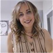 Maestra de Educación Primaria con Audición y Lenguaje, Educación Especial e Inglés.