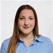 Maestra de Infantil con habilidades de dar clases a niños de 0 a 12 años de cualquier asignatura.