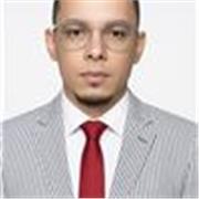 Je suis professeur de français titulaire d'un Master en sciences du langage et de la traduction. Je dispense des cours de français