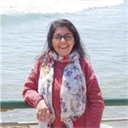 Profesora de química para alumnos de enseñanza media y ciencias en e. Básica 
(7°-8°)