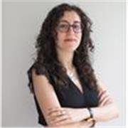 Laureata in Comunicazione, offro lezioni di italiano, storia e letteratura a studenti di elementari, medie e superiori.