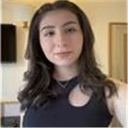 Studentessa universitaria con livello C1 di inglese (ubicata in Provincia di Milano, lezioni preferibilmente da remoto).