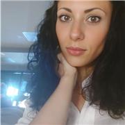 Laureata in storia dell'arte, psicologia clinica con master in filosofia e scienze umane, impartisce ripetizioni e aiuto nella creazione di un metodo di studio personale basato sulle attitudini ed esigenze dell'allievo