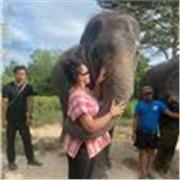 Opositora de Pedagogía Terapéutica que trabaja por las tardes dando clases particulares de primaria de refuerzo e  ingles