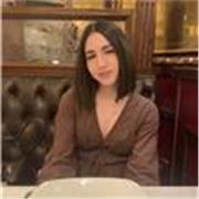 Me considero una persona social, amigable, con paciencia y daría clases a niños de primaria y ESO