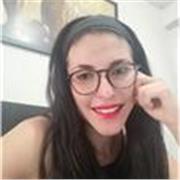 Doctora en educación ofrece clases de español,matemáticas, historia y ciencias a nivel primaria