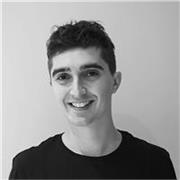 Art Director di consolidata agenzia pubblicitaria offre lezioni di Progettazione Grafica, Fotografia e Editing.