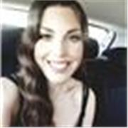 Profesora de inglés English Teacher / Conversation-Clases dinámicas y divertidas para aprender inglés y mejorar tu fluidez en hablar! Profesora Titulada con 4 años de experiencia en escuela de idiomas, desde los 3 años, adolescentes y adult