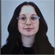 Étudiante bac +3 enseignant l'anglais/l'espagnol et de sciences pour collégiens
