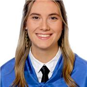 Graduada en Química que puede impartir clases de física, química y matemáticas