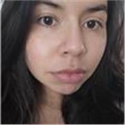 Tutora de inglés con experiencia autodidacta enfocada en conversación.