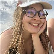 Insegnante di diverse discipline, per bambini e ragazzi dalla scuola Primaria alla scuola Superiore