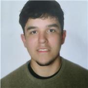 Estudiante de segundo de bachillerato excelente en la materia de inglés. Apto para dar clases a alumnos de la ESO