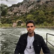 Historiador graduado por la Universidad de Oviedo (Asturias) 