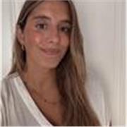 Soy profesora con experiencia en el ámbito educativo tanto en España como en el extranjero. 