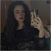 Profesora de inglés imparte clases a todas las edades, titulo C1