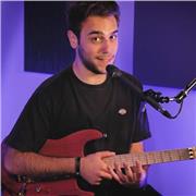 Dai vita alle tue melodie: inizia il tuo viaggio musicale con la chitarra!