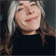 Profesora amateur de inglés con certificado B1 Cambridge, para alumnos desde Primaria hasta la ESO