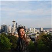 Soy estudiante universitaria del doble grado bilingüe de Derecho y Estudios internacionales en la UC3M. Tengo el C2 de inglés.