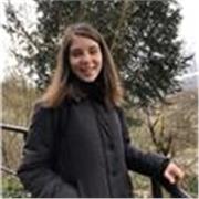 Sono appena uscita dal liceo linguistico e frequentante l’università di lingue. Sono disponibile a dare lezioni private a 15€ l’ora agli studenti con difficoltà di medie e superiori, penso di spiegare bene, confido molto nella pratica della lingua e nel d