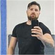 Insegnante di pugilato, fitness. Serio e qualificato