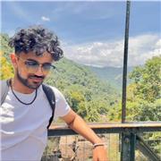 London English tutor! Students, pros, and non-natives—unlock your potential with my dynamic lessons.