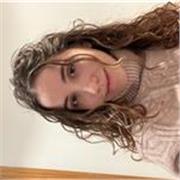 Profesora de inglés para primaria, secundaria y bachillerato. De certificados de nivel de inglés tengo hasta el C1