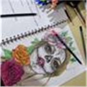 Profesora de dibujo, imparte clases particulares y grupales a niños de todas las edades