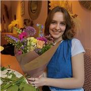 A Public Health Masters student offering Biology lessons online.