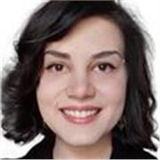 Dottoressa laureatasi alla magistrale di Filosofia (110 e lode) offre lezioni di Italiano, Filosofia e Storia