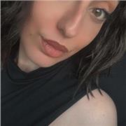 Impartisco lezioni presenziali e online di materie umanistiche per elementari, medie e superiori